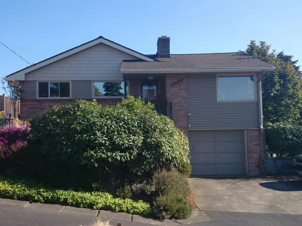 4923 SW Forney St, Seattle, WA 98116