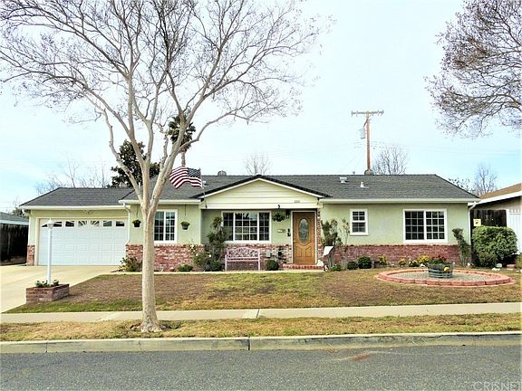 3rd image of 2281 Wisteria St