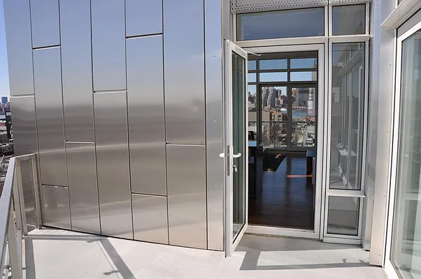 Sold by 1 Vernon Jackson | media 20