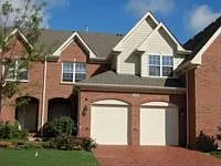 1008 Hickory Dr photo 1