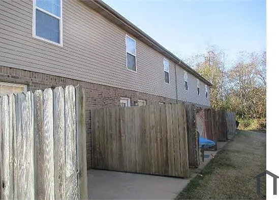 2302 Raleigh Ct #1 — Photo 21