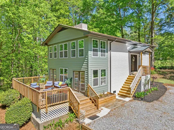 330 Ivy Trl, Hartwell, GA 30643