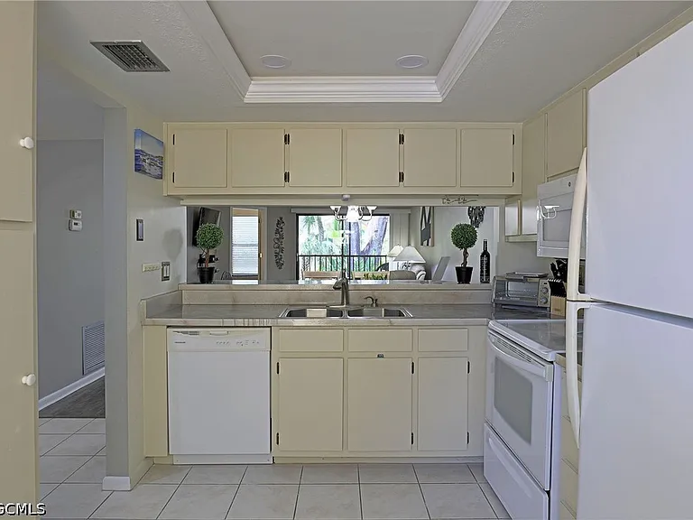 15178 Parkside Dr #103 — Photo 15