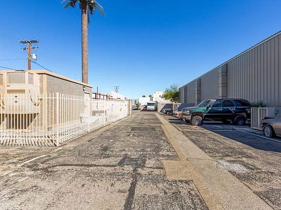 5th image of 3455 N Indian Canyon Dr
