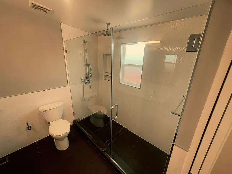 706 San Tomas St — Photo 10