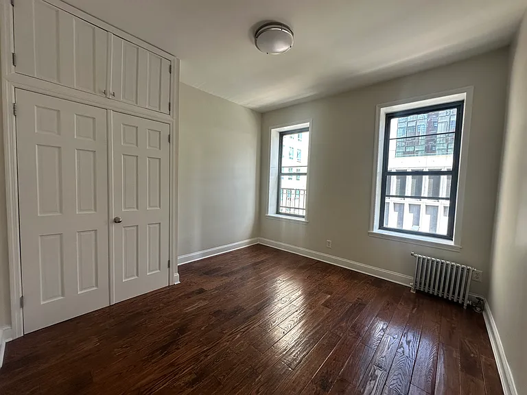 41-24 29th St #5F — Photo 8