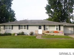 110 Allan St, Chester, IL 62233