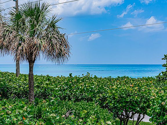 5th image of 1055 Ocean Dr APT 202