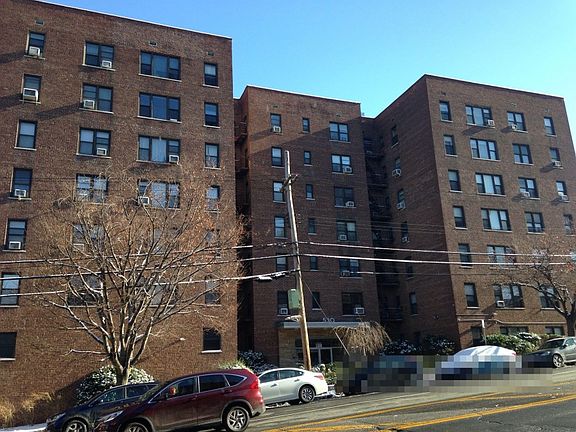 2nd image of 530 Riverdale Ave APT 5G