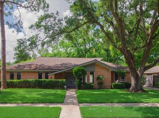 5735 Sanford Rd, Houston, TX 77096