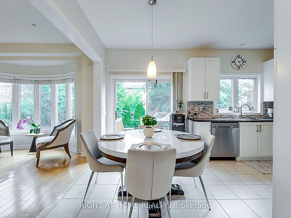 3rd image of 2471 Hertfordshire Way