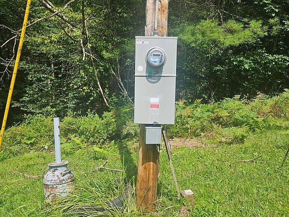 4th image of 524 Bob Rd