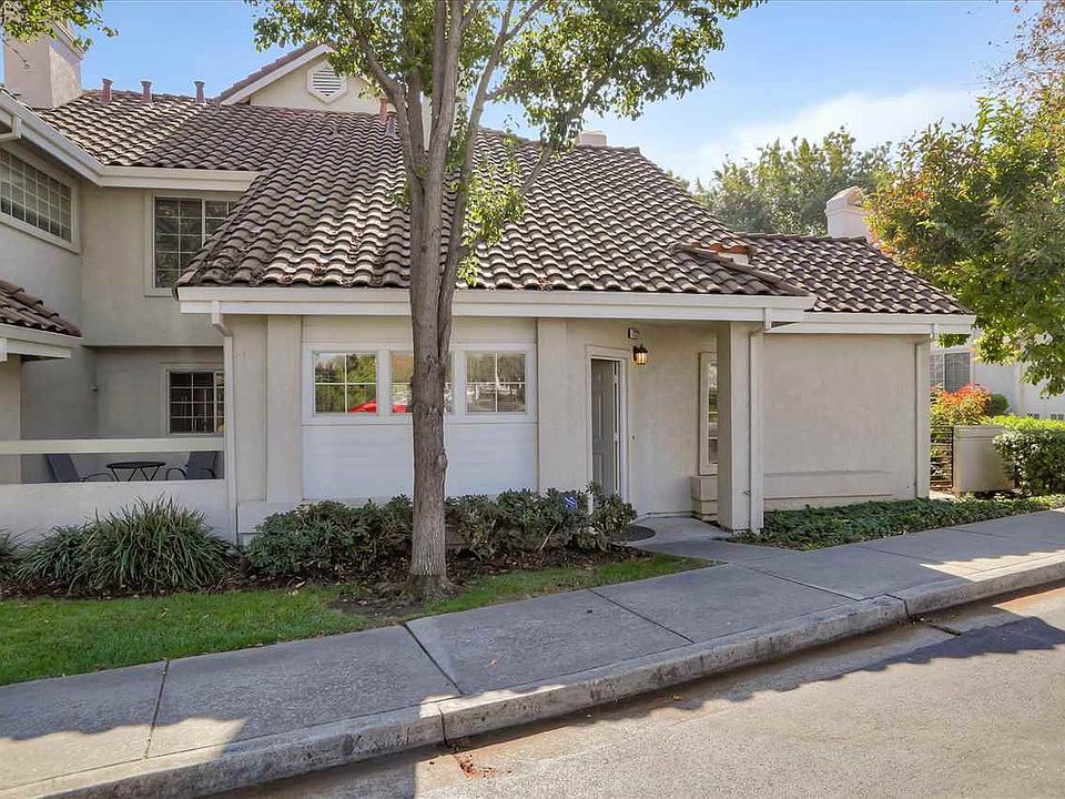 1st image of 7221 Cronin Cir