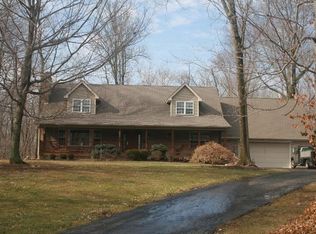 2352 Bauer Rd, Batavia, OH 45103