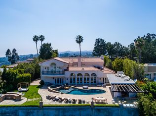 1558 Tower Grove Dr, Beverly Hills, CA 90210