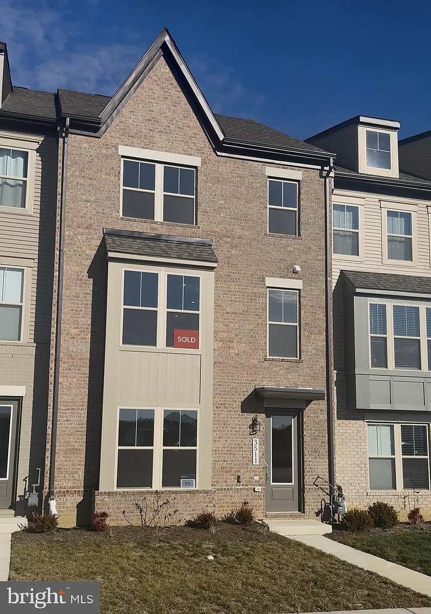 Building Photo - 3511 Saint Robin Ln