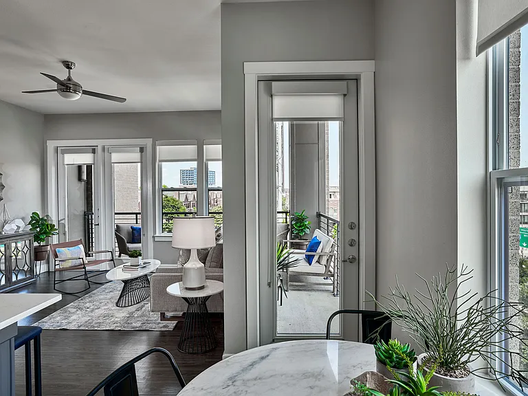 Taylor Lofts — Photo 6
