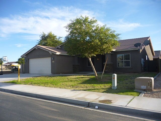 1st image of 7867 E 36th Ln