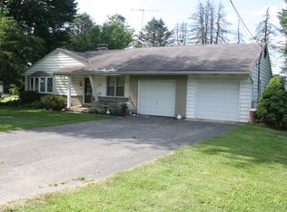 190 Dry Creek Rd, Newark, OH 43055