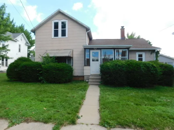 302 E Park St, Morrison, IL 61270