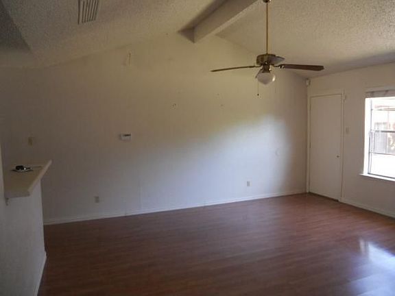 5th image of 854 Wendy Dr
