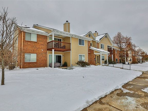 2nd image of 12 Mallard Glen Dr APT 3