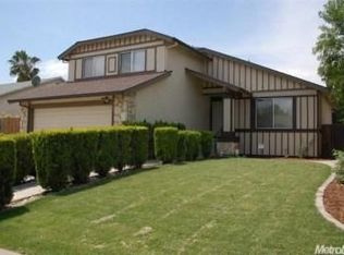 4028 N Country Dr, Antelope, CA