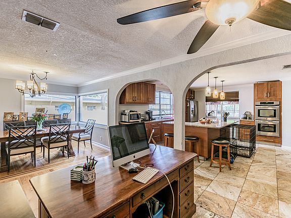 5th image of 4312 W San Luis St