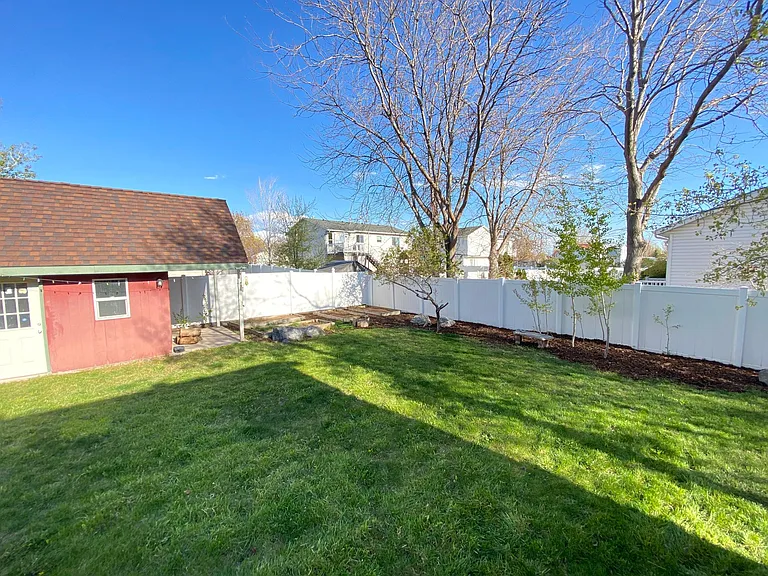 1434 N 2575 W — Photo 33