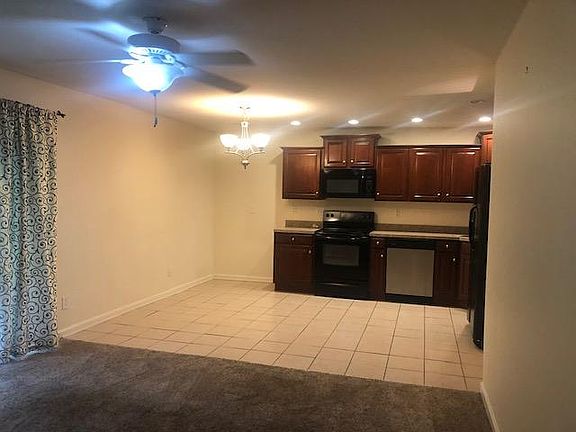 5th image of 741 N Hite Ave APT 2