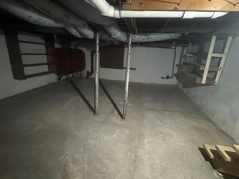 219 Market St — Photo 3