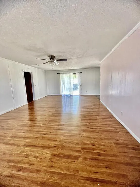 1602 Stadium St — Photo 4