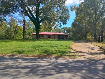 1004 W Reagan St, Palestine, TX, 75801