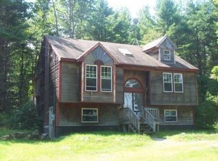 422 North Rd, Deering, NH 03244