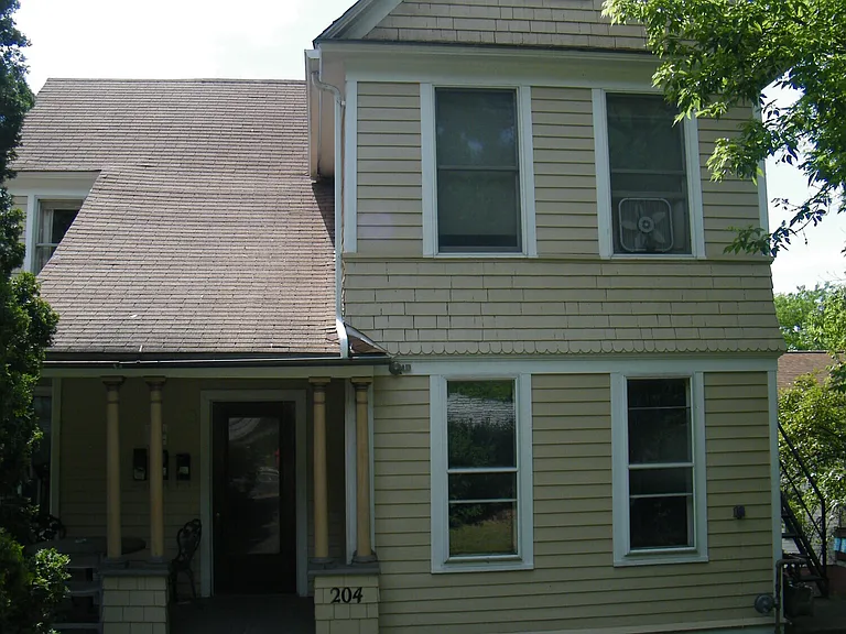 204 W Spencer St #1 — Photo 1