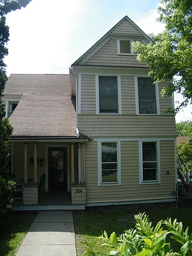 204 W Spencer St #1 Photo 1 204 W Spencer St #1 Photo 1
