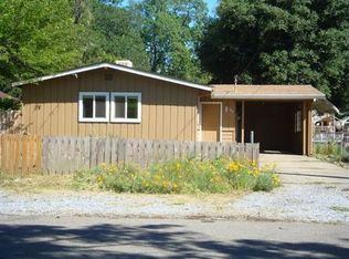 1745 School St, Anderson, CA 96007