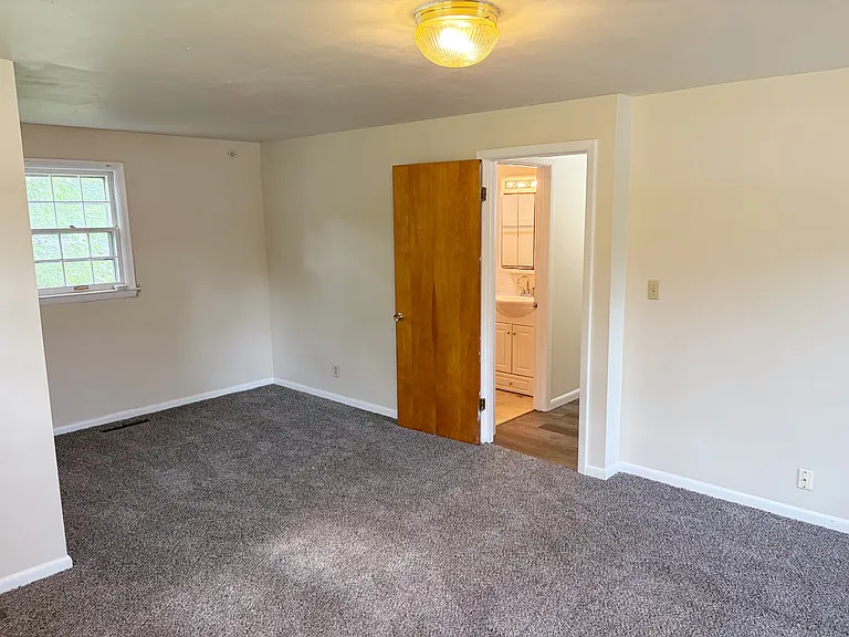 104 E Pine Ave — Photo 12