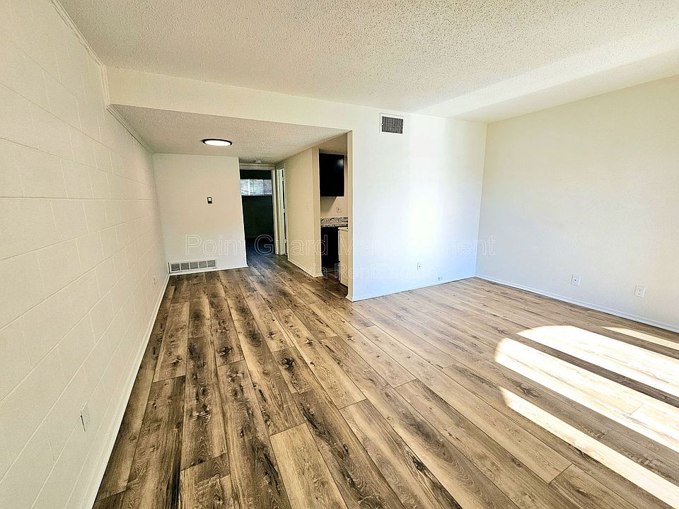 1st image of 1417 Cambridge Pl APT 12