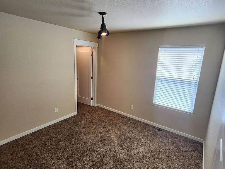 7528 Colorado Tech Dr — Photo 20