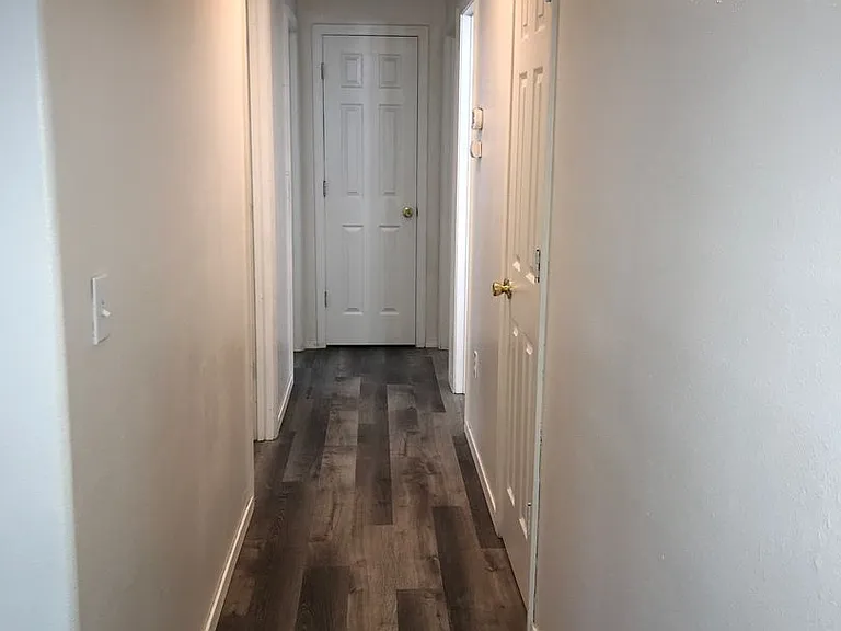 901 E Ball Ct — Photo 6