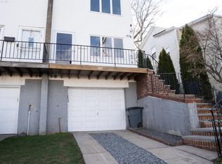 103 Cranford Ave, Staten Island, NY 10306
