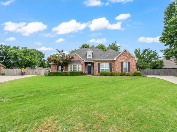 4294 Kingsbury Cv, Springdale, AR 72762