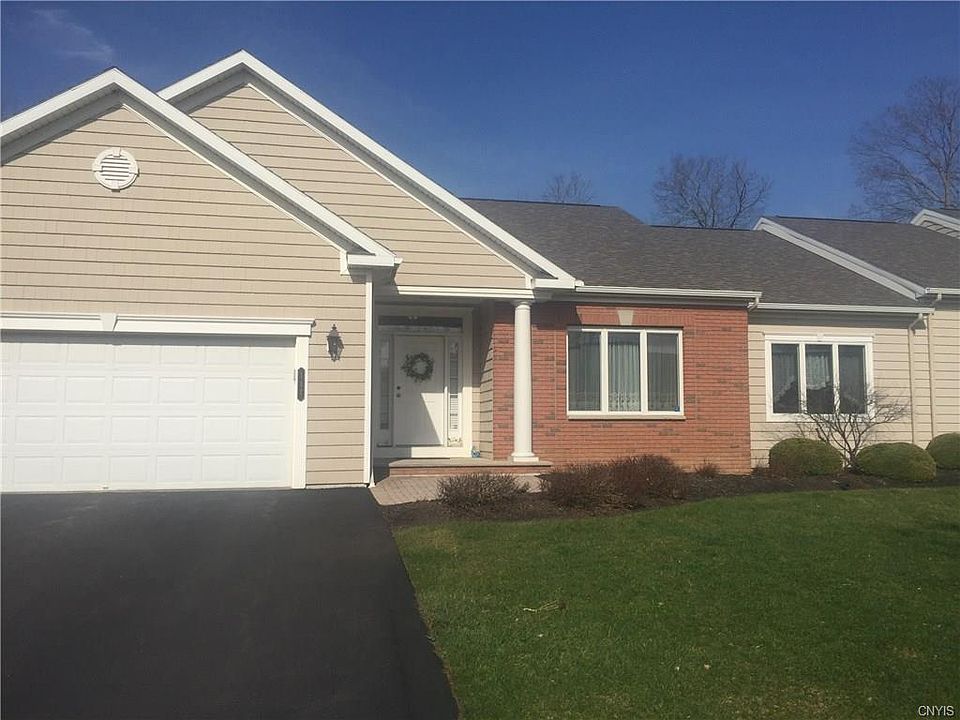1st image of 117 Edwards Falls Ln