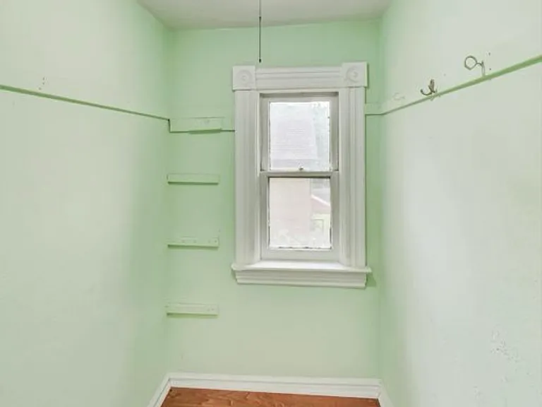 Albemarle St — Photo 5