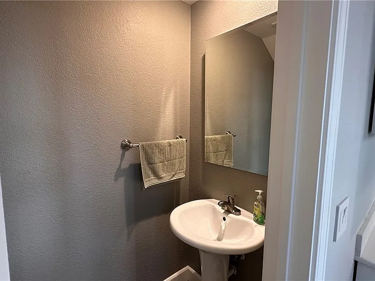 5268 Island Chain Rd — Photo 48