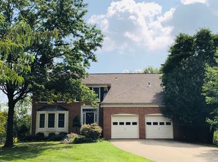 12700 Roark Ct, Reston, VA 20191