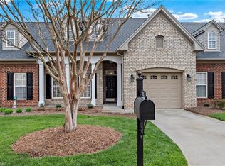 302 Pelican Ln, Clemmons, NC 27012