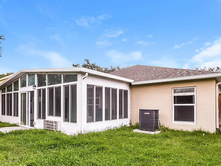 1660 Ashland Trl — Photo 16