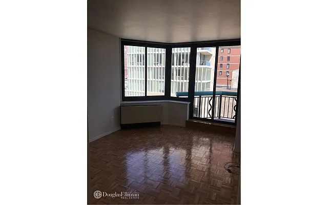 Rented by Douglas Elliman | media 16